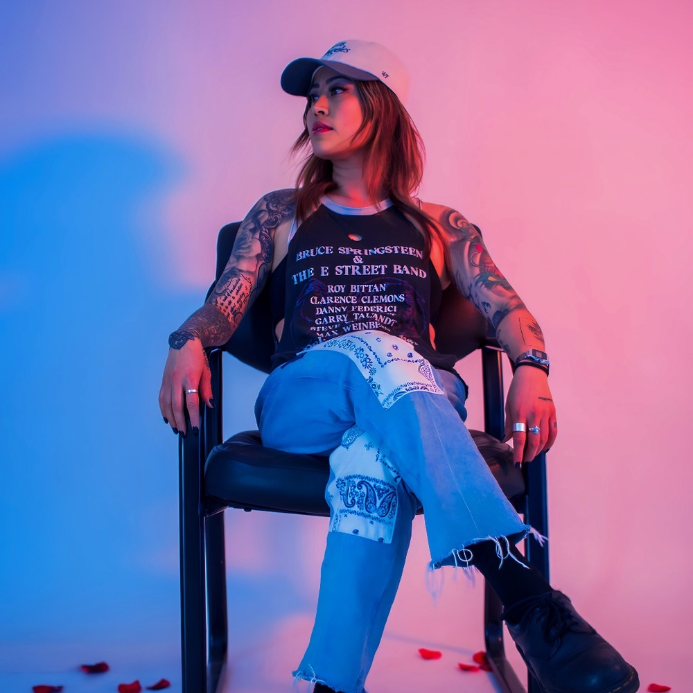 Meet your Posher, Uni